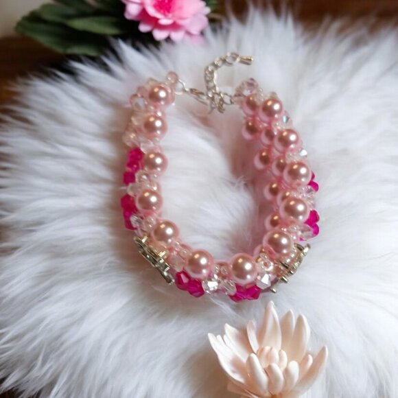 Baby Pink Faux Pearl Fuchsia Bead and Silver Butterfly Beaded Bracelet - Picture 1 of 11